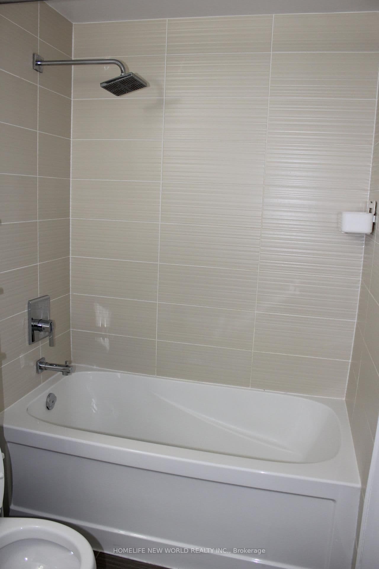 7161 Yonge Street, Unit 2335 thumbnail 15