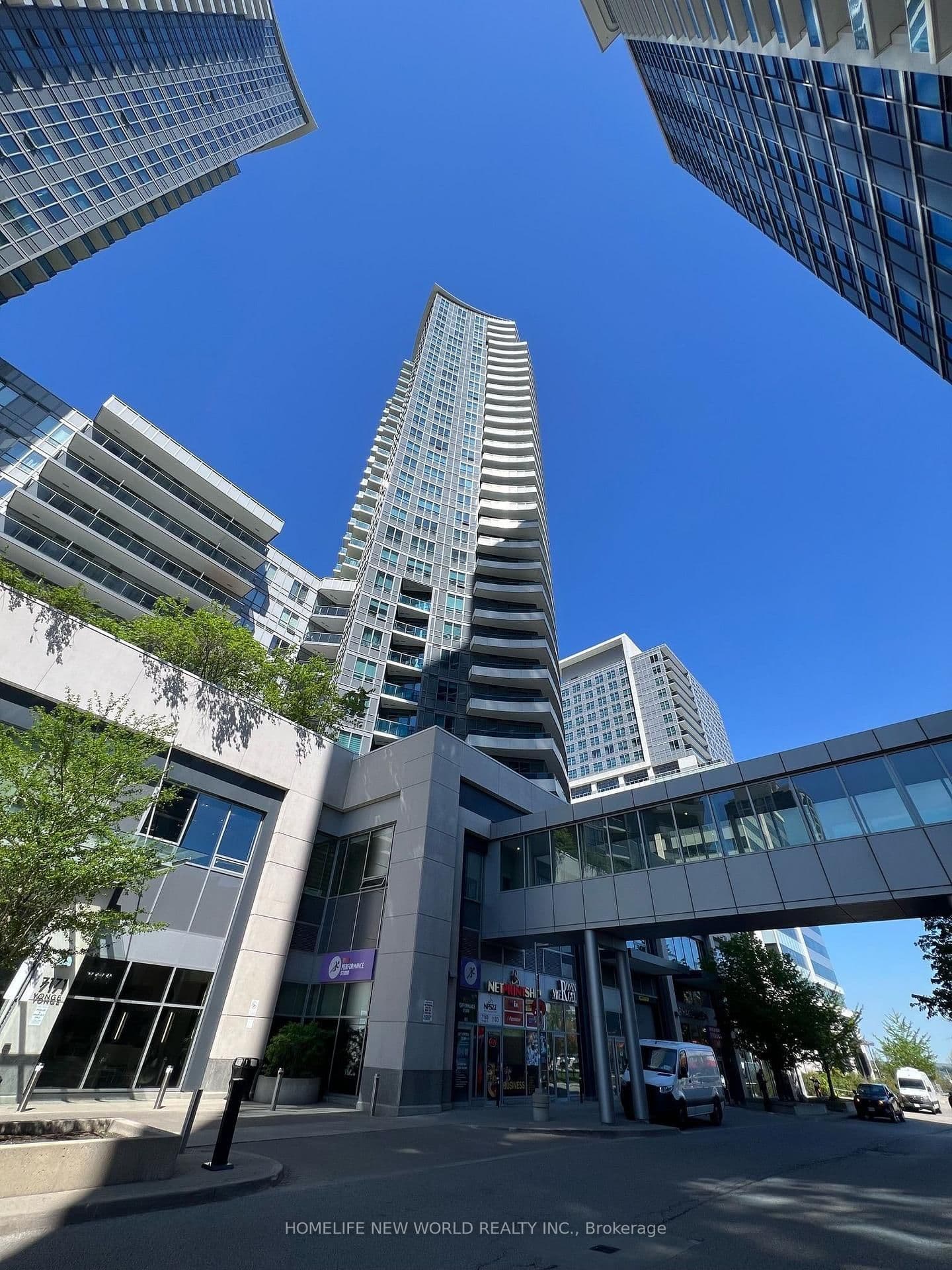 7161 Yonge Street, Unit 2335 thumbnail 3