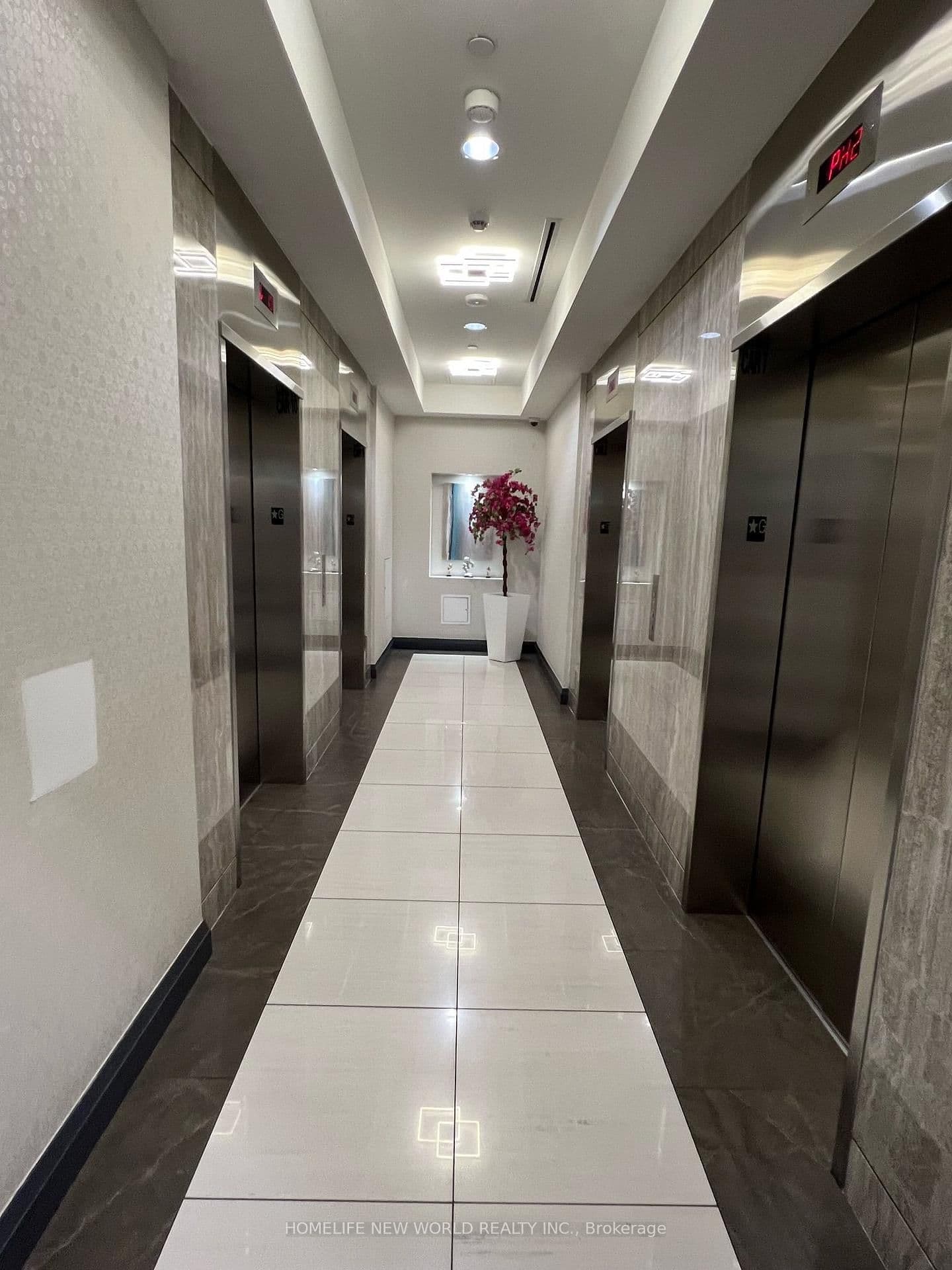 7161 Yonge Street, Unit 2335 thumbnail 7