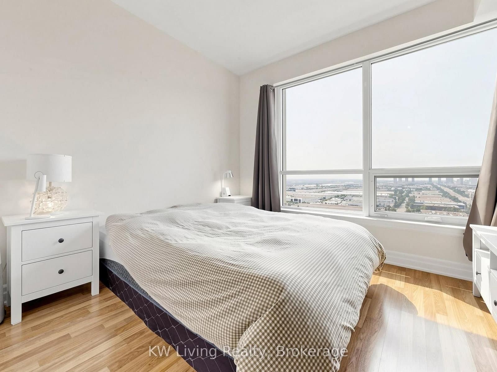 9075 Jane Street, Unit 2104 thumbnail 30