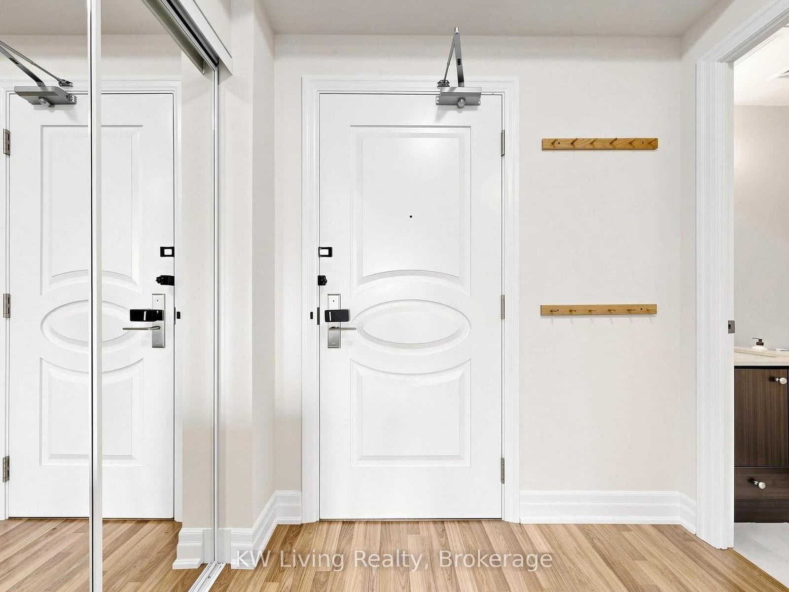 9075 Jane Street, Unit 2104 thumbnail 7