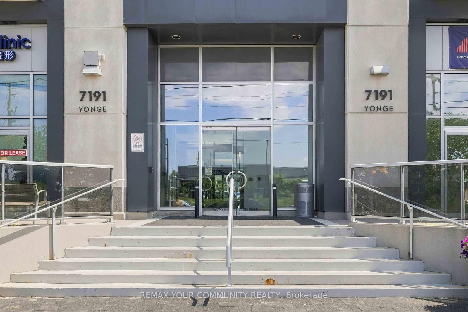 7191 Yonge Street, Unit 412 thumbnail 5