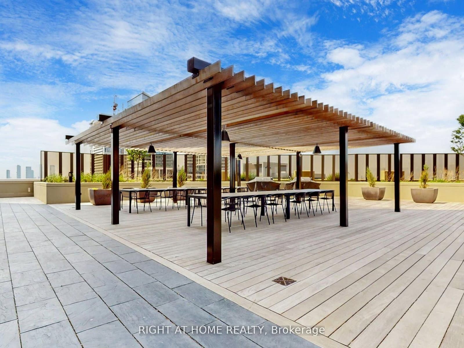 9075 Jane Street, Unit 106 thumbnail 35