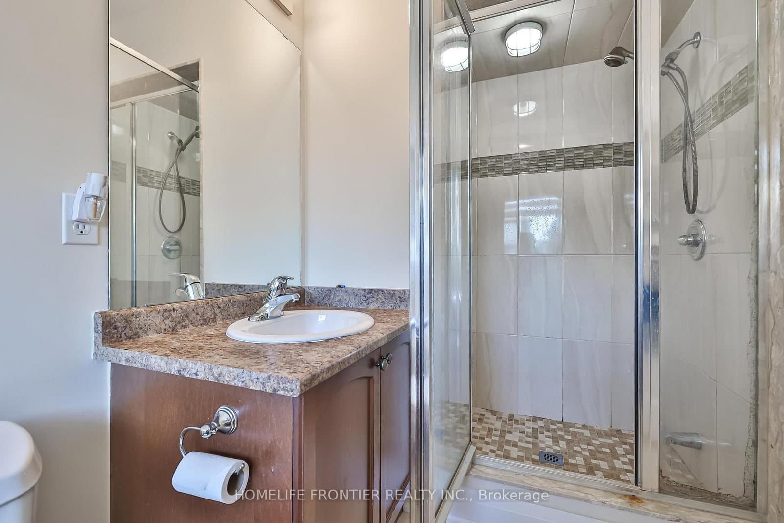 86 Venice Gate Drive thumbnail 27
