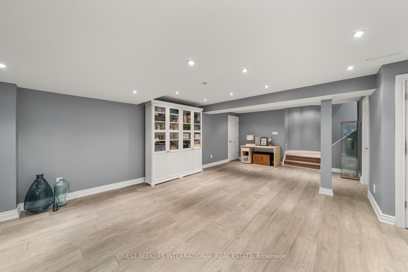 37 RAVINE EDGE Drive thumbnail 34