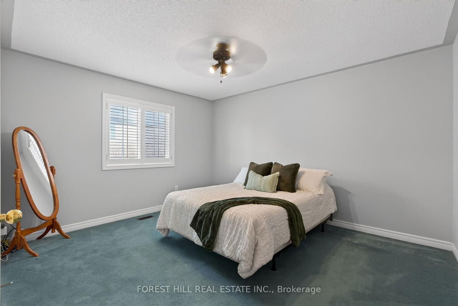 2 Foxfield Crescent thumbnail 20