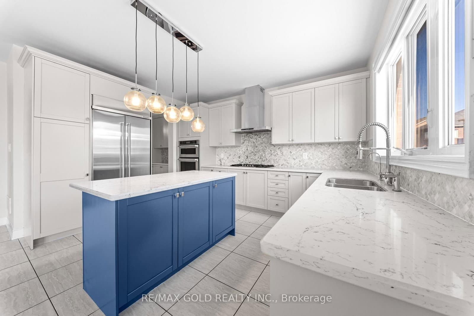 600 Mactier Drive thumbnail 7