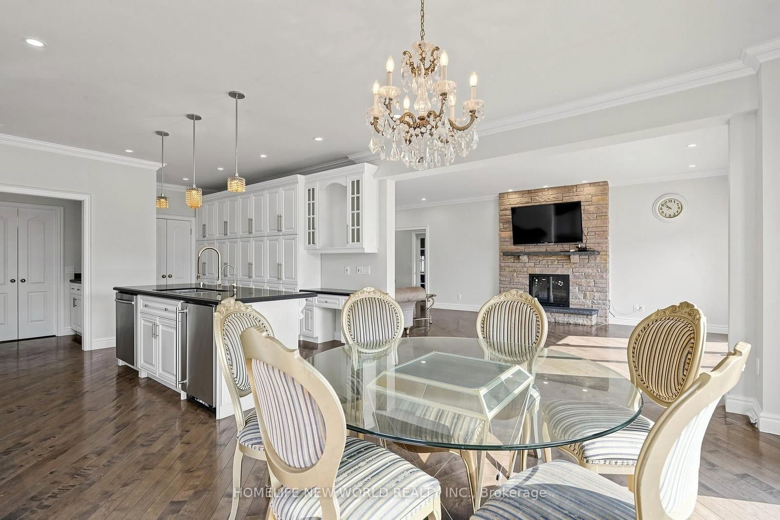 27 Walnut Glen Place thumbnail 18