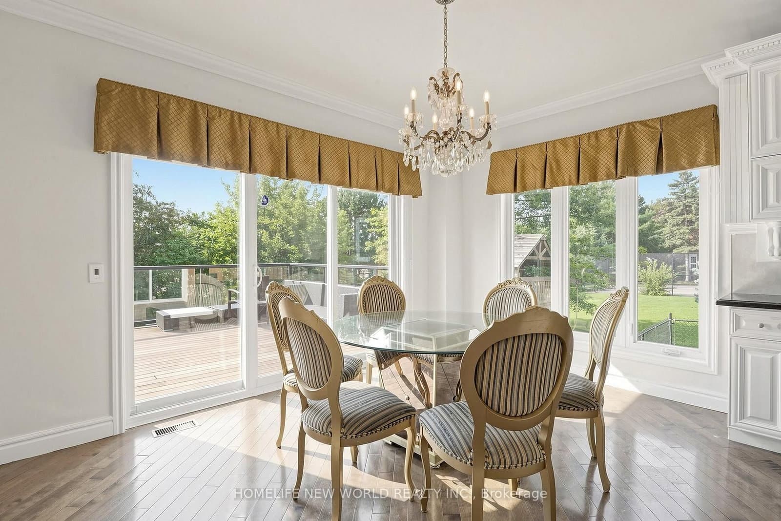 27 Walnut Glen Place thumbnail 19