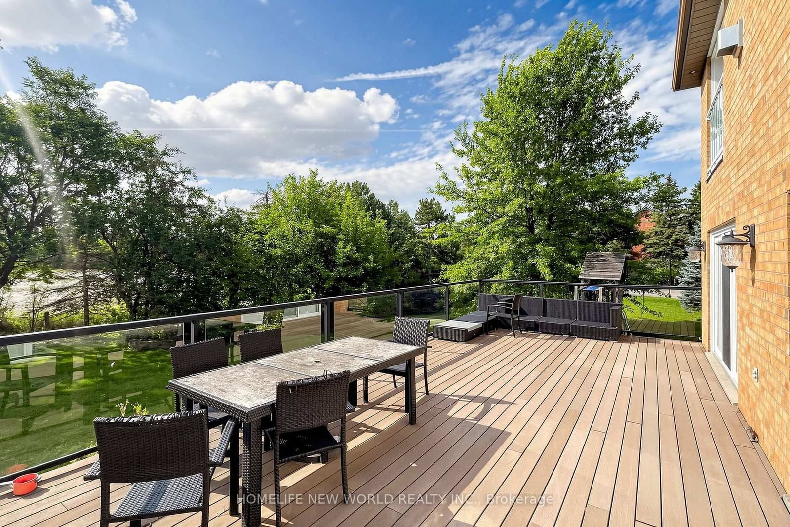 27 Walnut Glen Place thumbnail 42