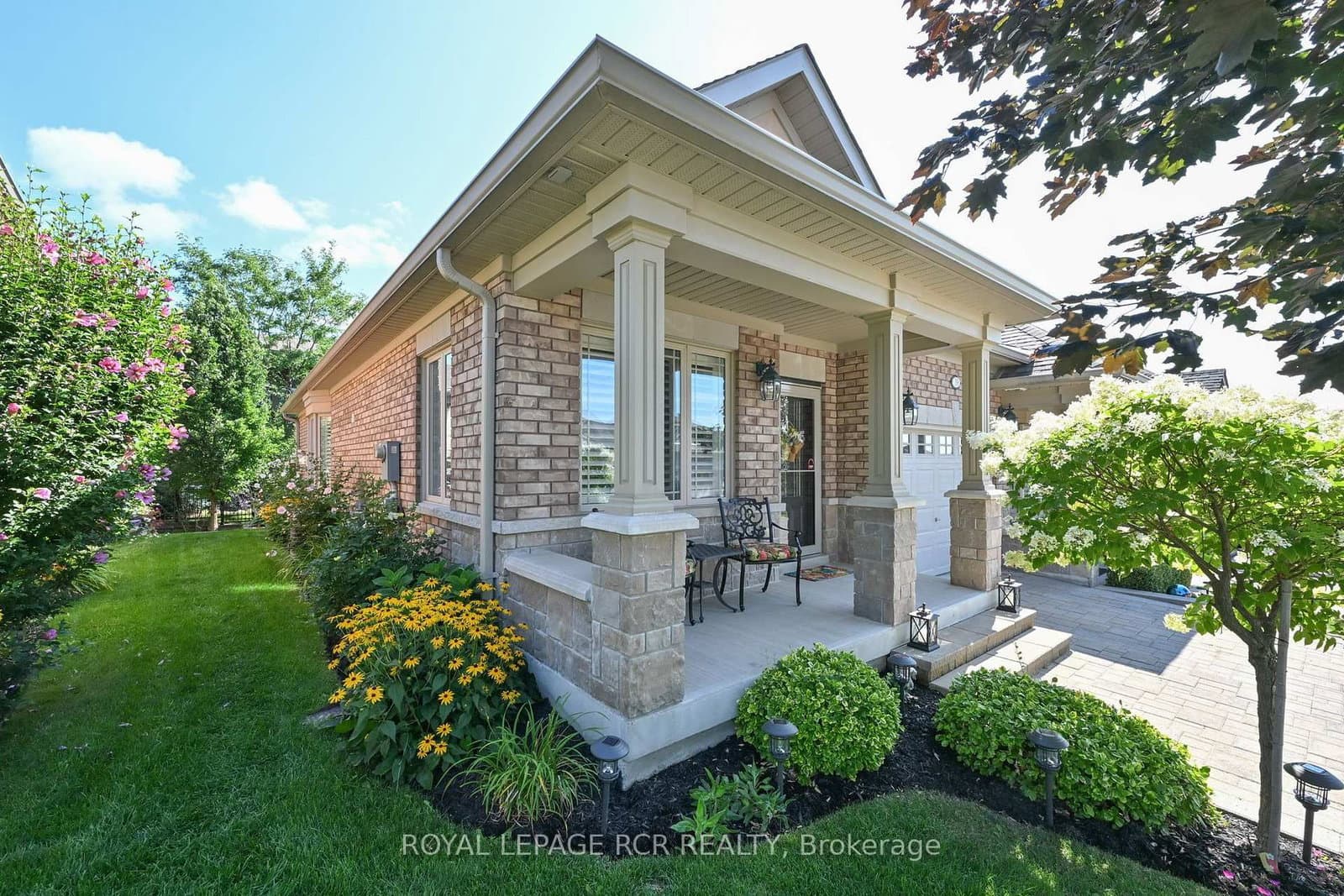 39 Westmount Drive thumbnail 3