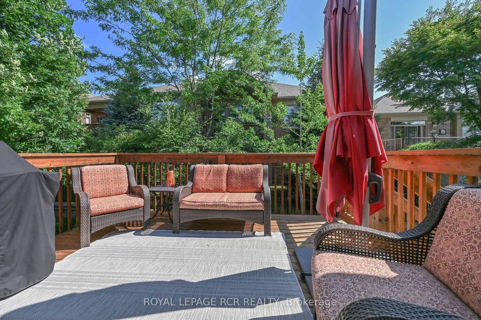 39 Westmount Drive thumbnail 30