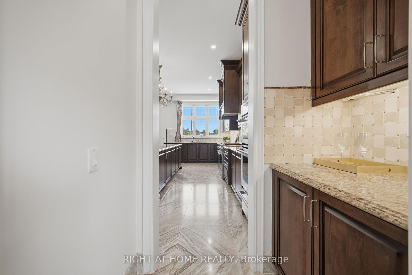 33 Keatley Drive thumbnail 9