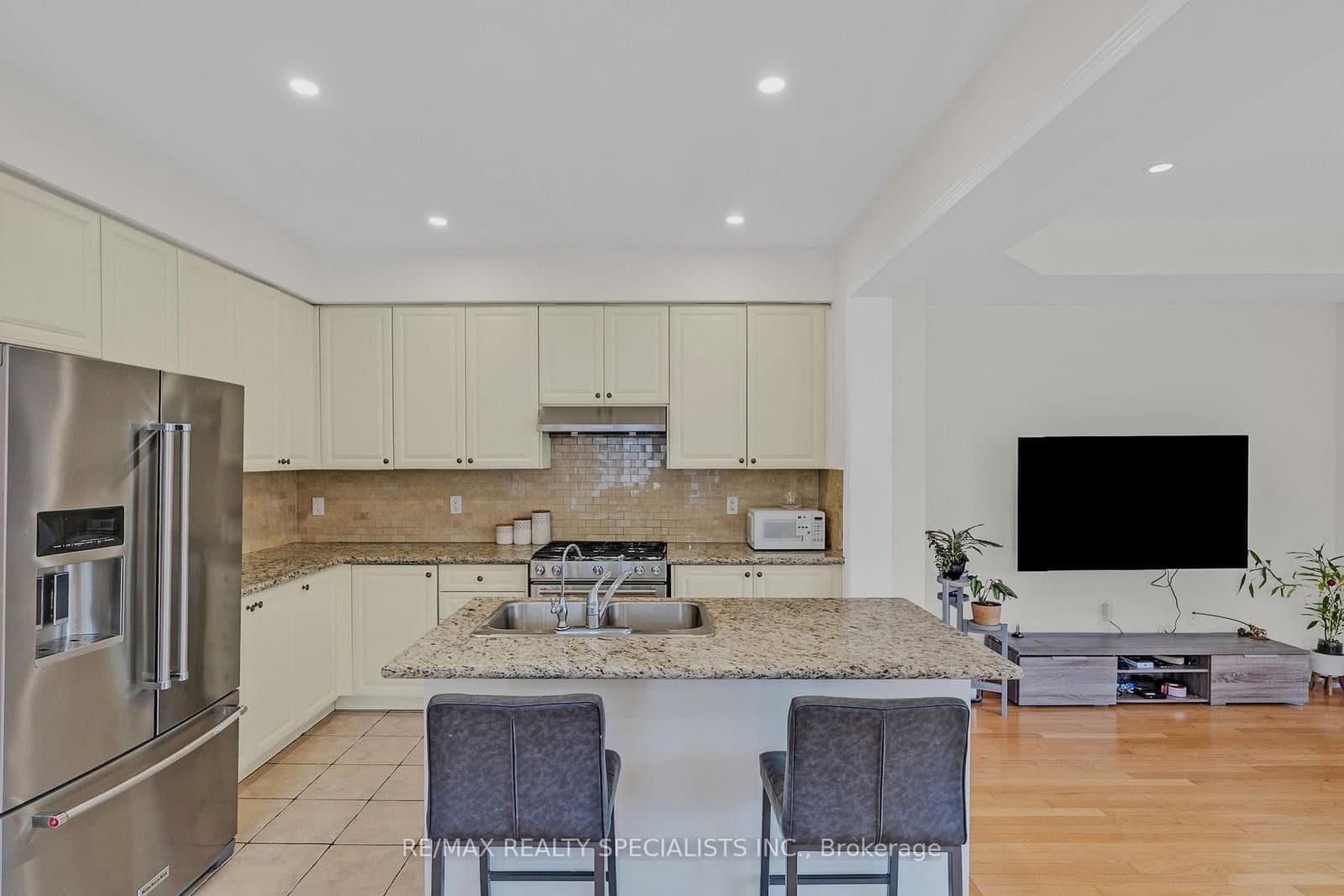 177 East's Corners Boulevard thumbnail 15