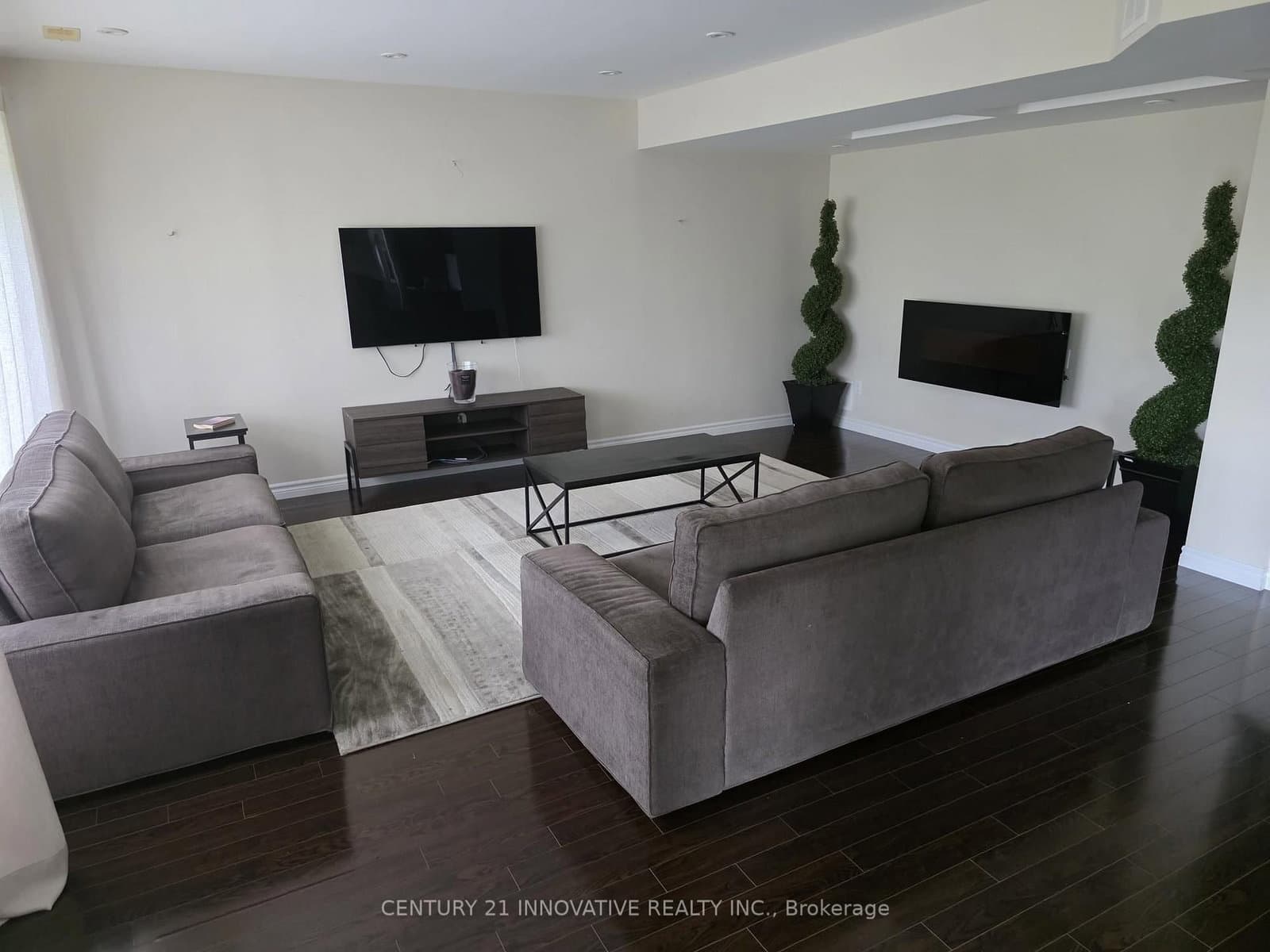 118 Santa Amato Crescent, Unit Basement thumbnail 3