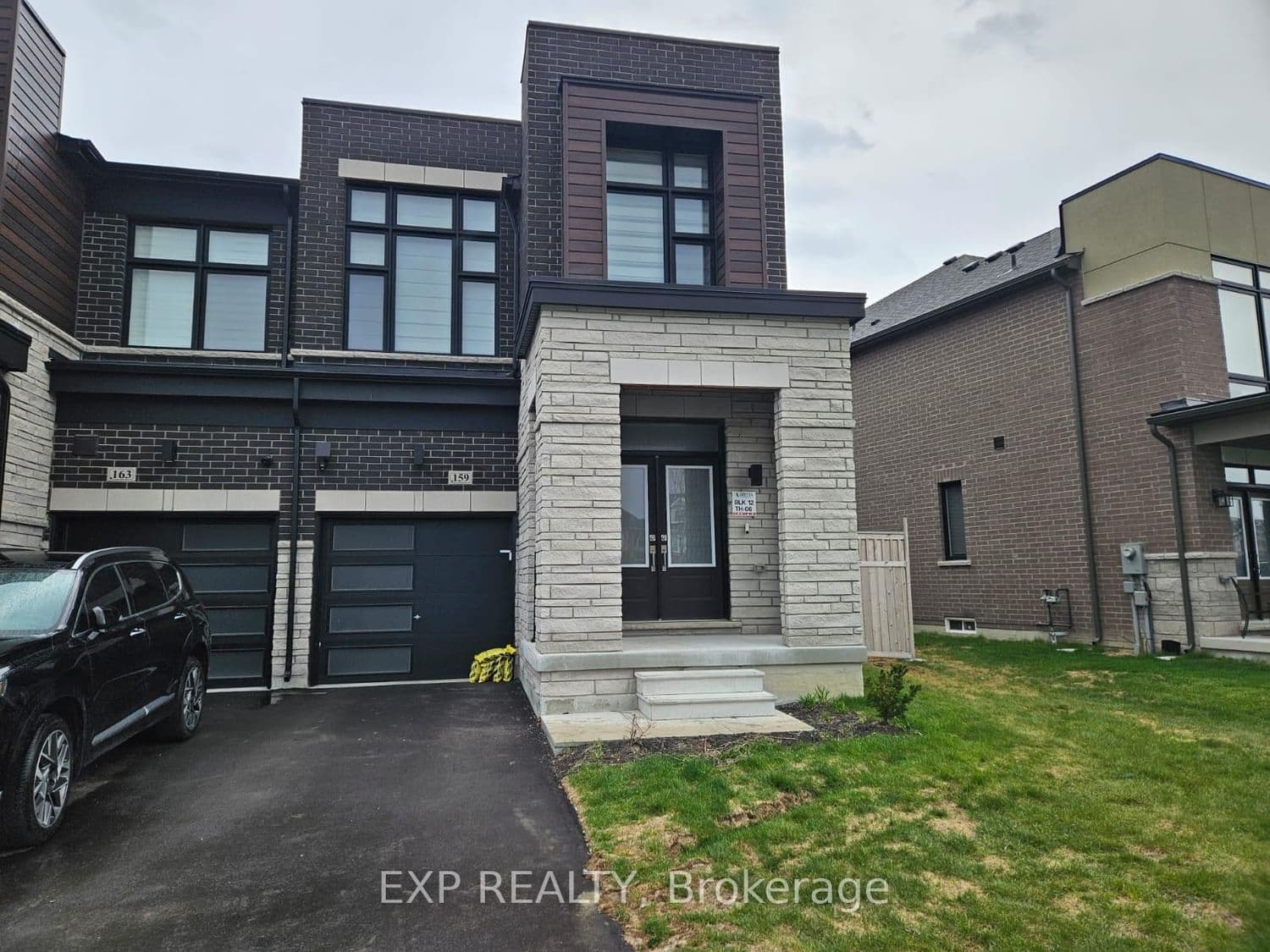 159 Haldimand Street thumbnail 2