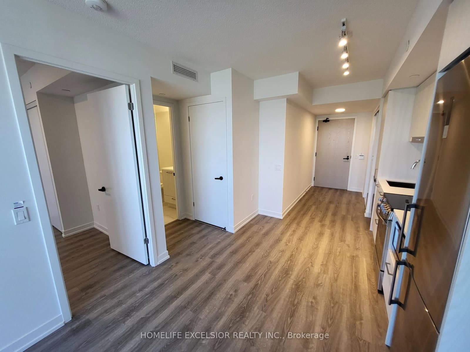 195 Commerce Street, Unit 2808 thumbnail 2