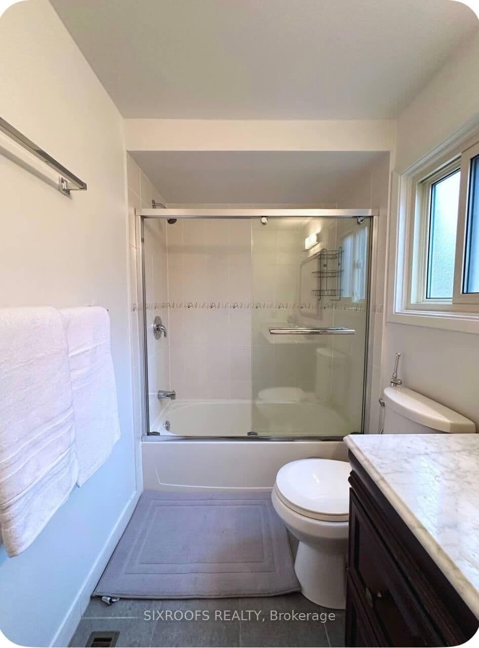 43 Eleanor Circle, Unit Main thumbnail 18