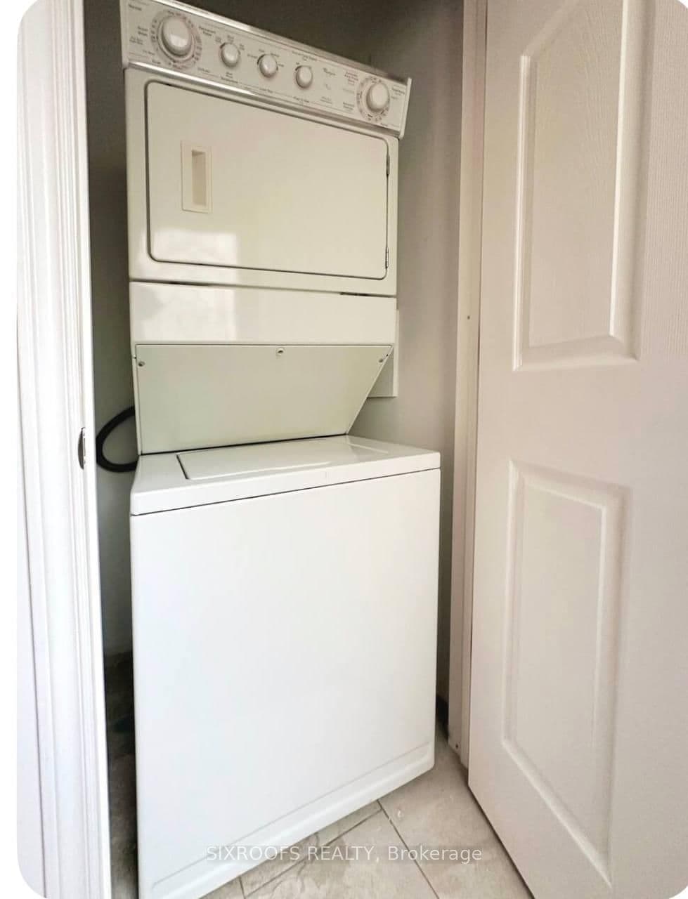 43 Eleanor Circle, Unit Main thumbnail 5
