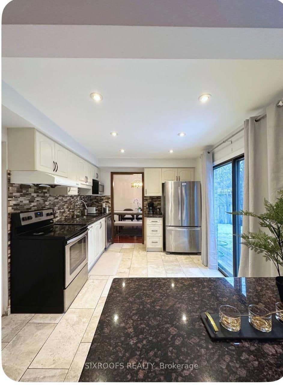 43 Eleanor Circle, Unit Main thumbnail 7