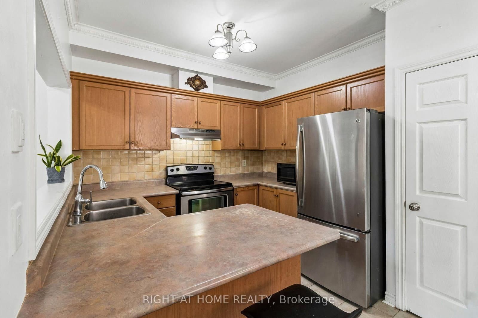 116 Nasir Crescent thumbnail 12