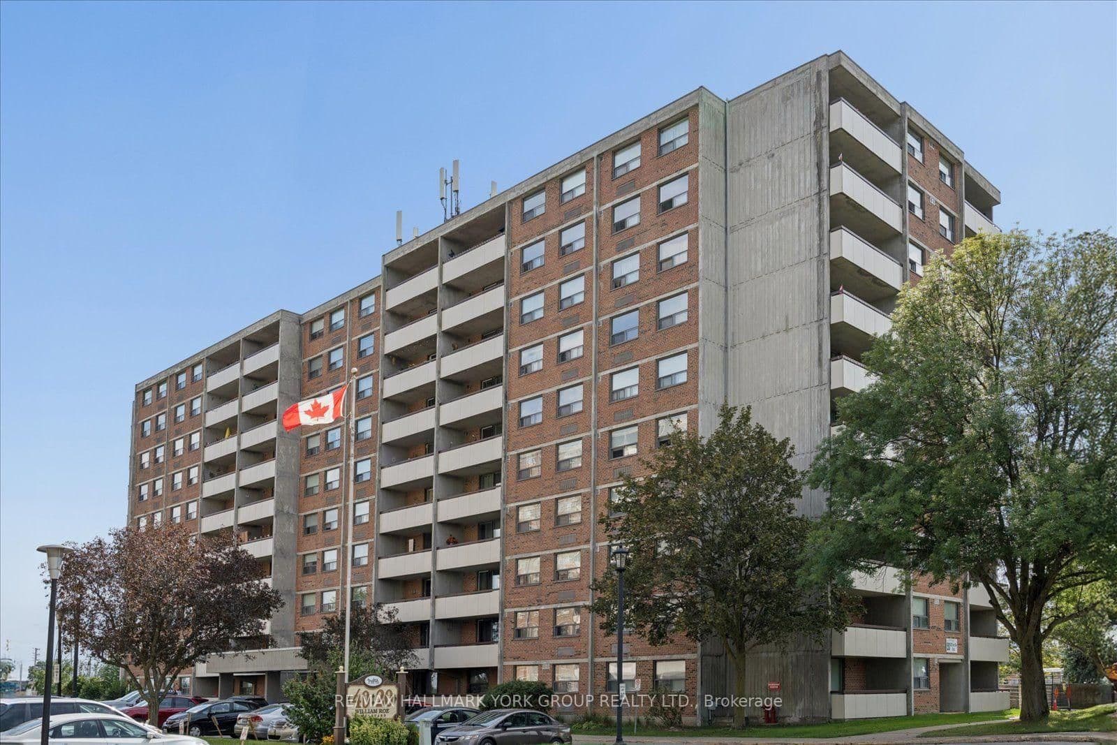 20 William Roe Boulevard, Unit 405 - Image 1