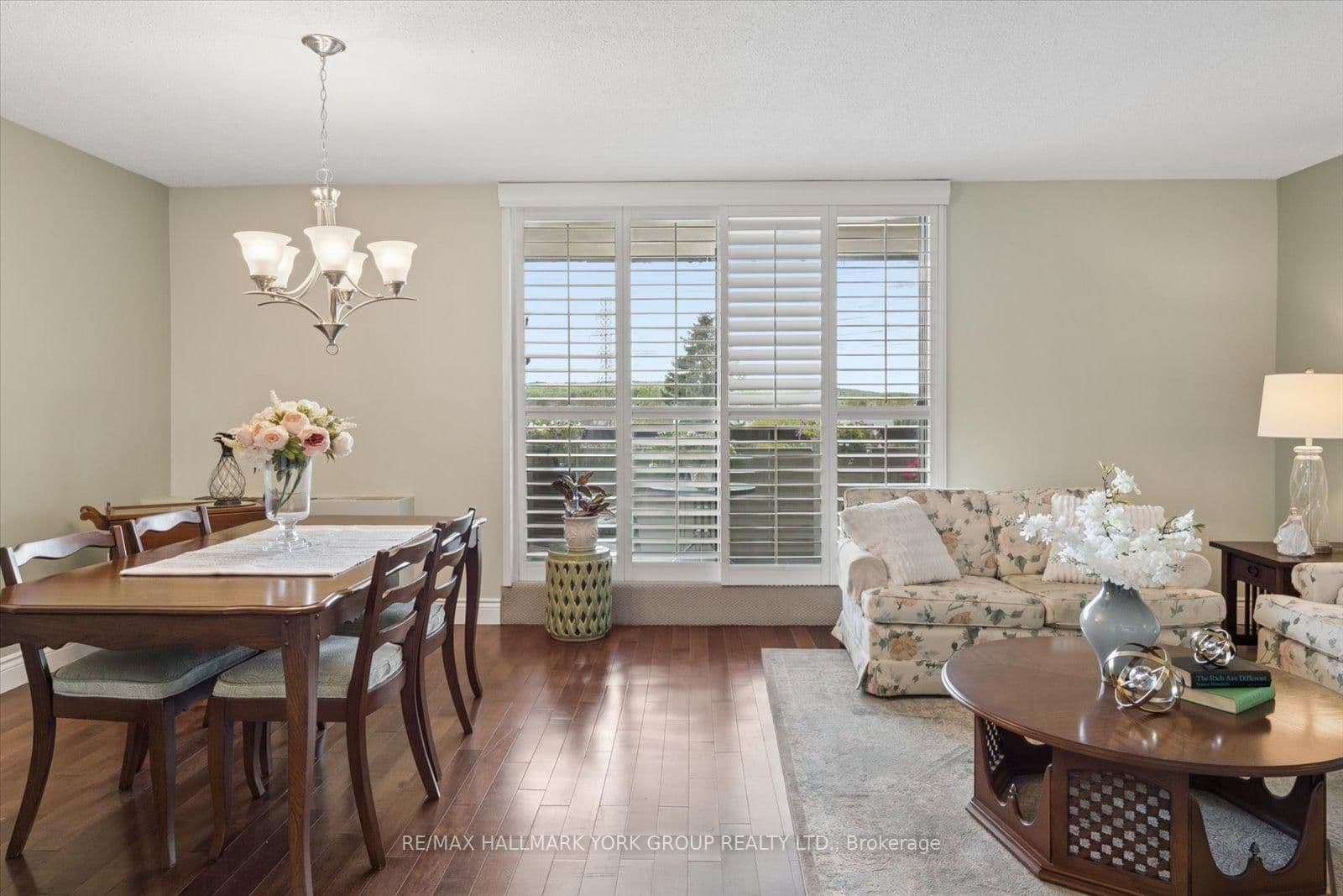 20 William Roe Boulevard, Unit 405 thumbnail 12