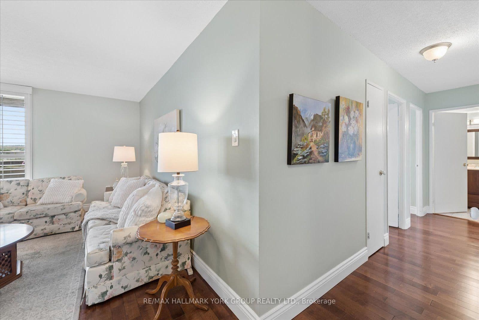 20 William Roe Boulevard, Unit 405 thumbnail 21