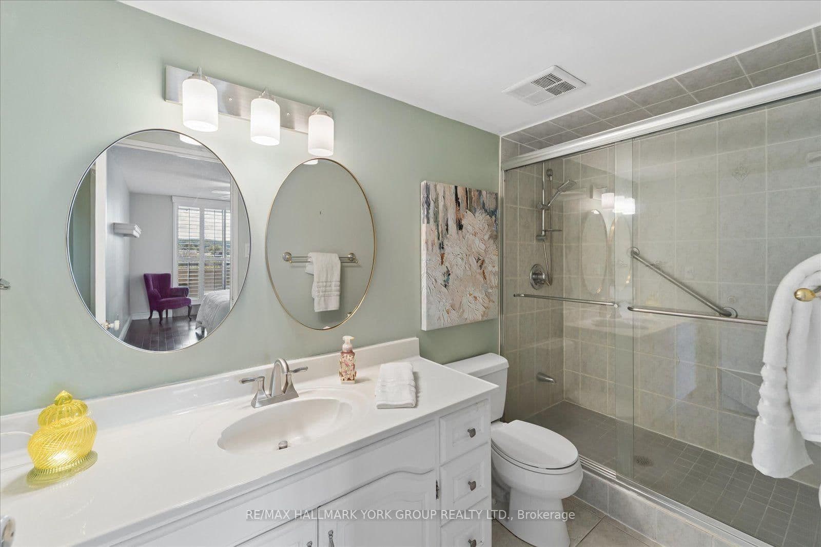 20 William Roe Boulevard, Unit 405 thumbnail 31