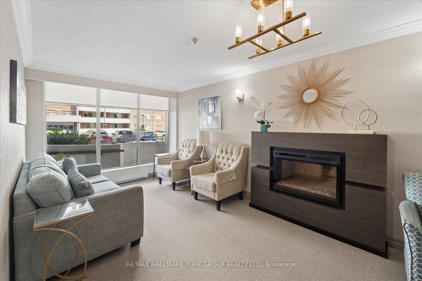 20 William Roe Boulevard, Unit 405 thumbnail 42