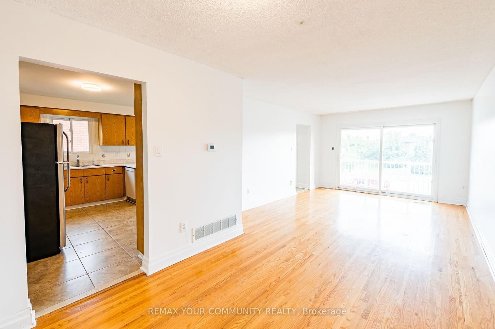 20 Terra Road, Unit UPPER thumbnail 12