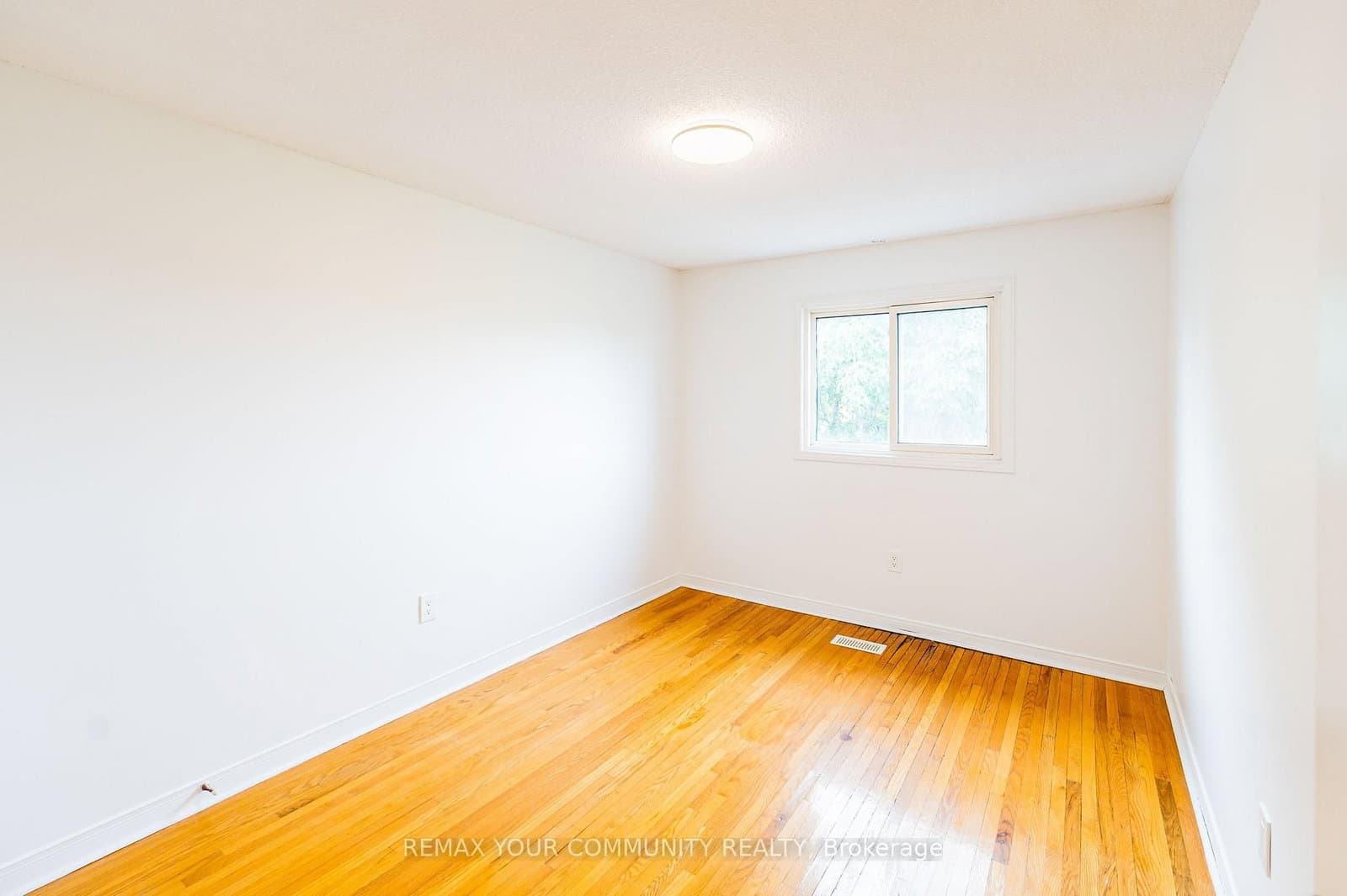 20 Terra Road, Unit UPPER thumbnail 15
