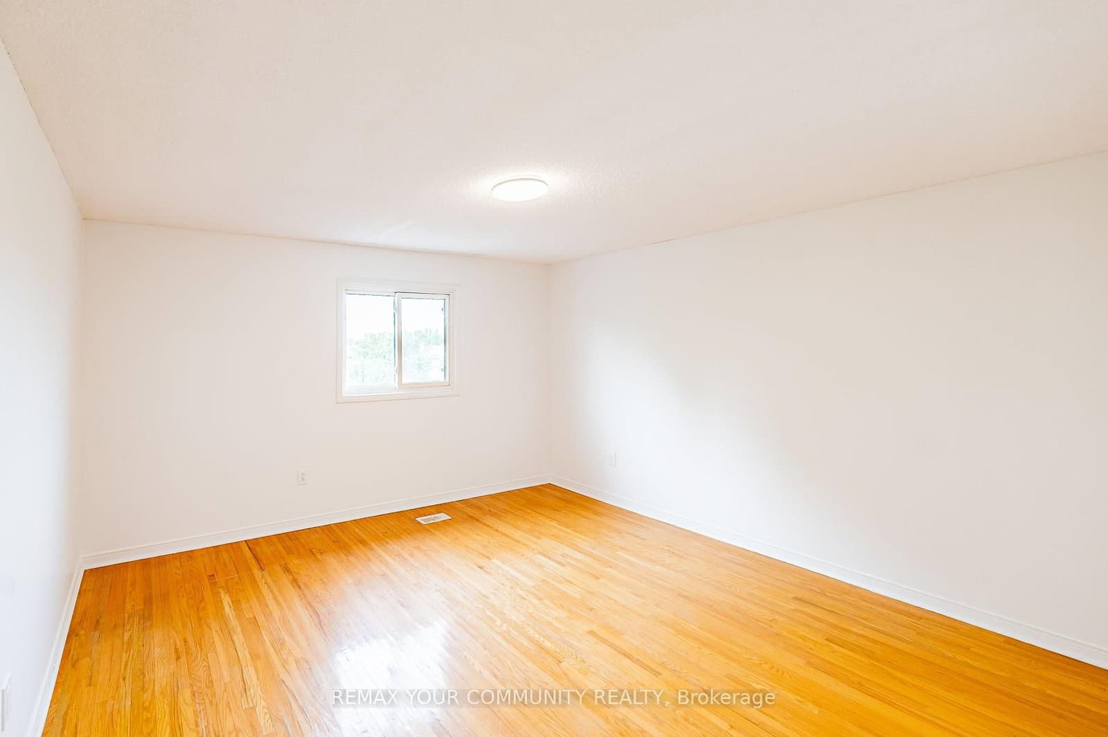20 Terra Road, Unit UPPER thumbnail 19