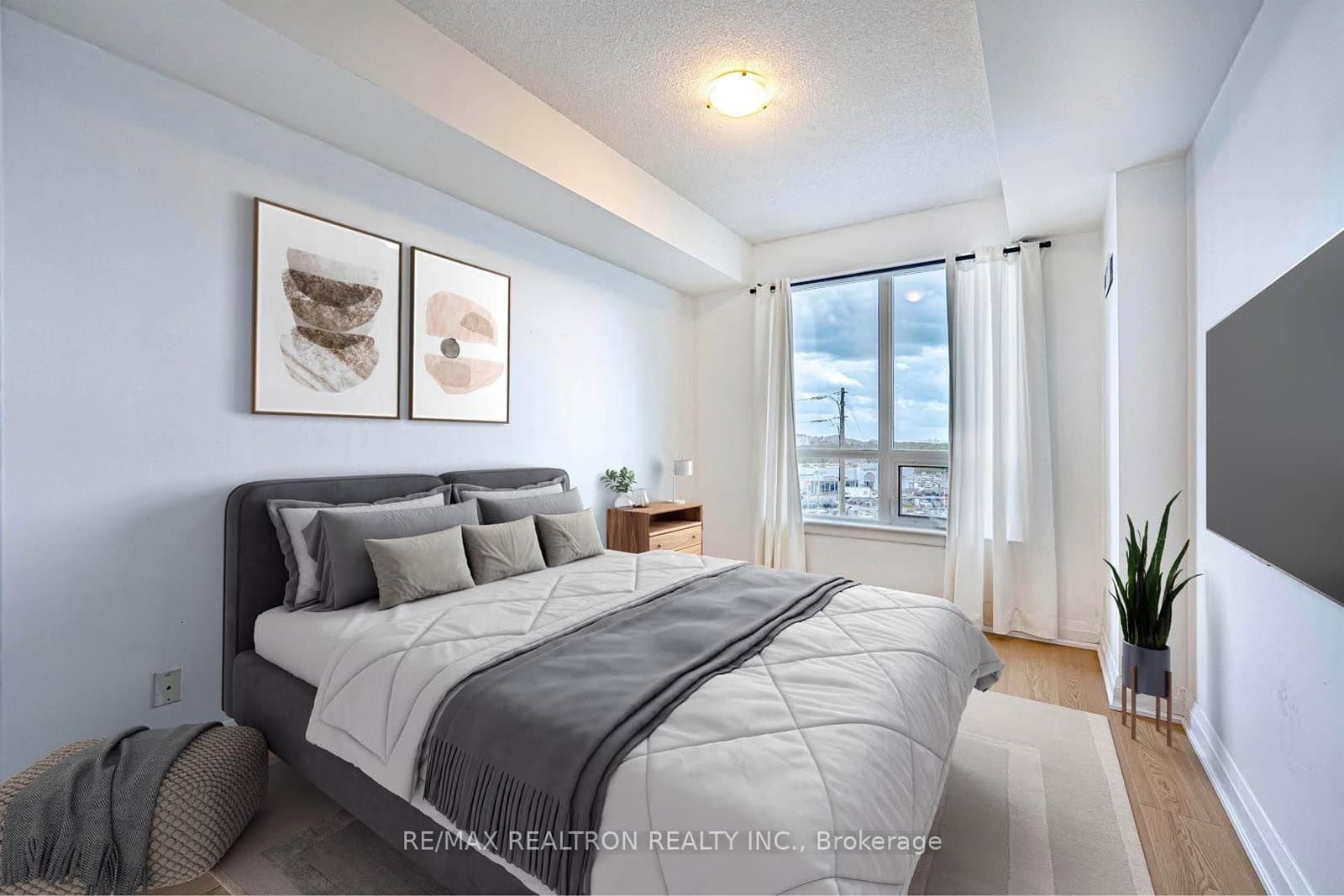 7161 Yonge Street, Unit 418 thumbnail 7