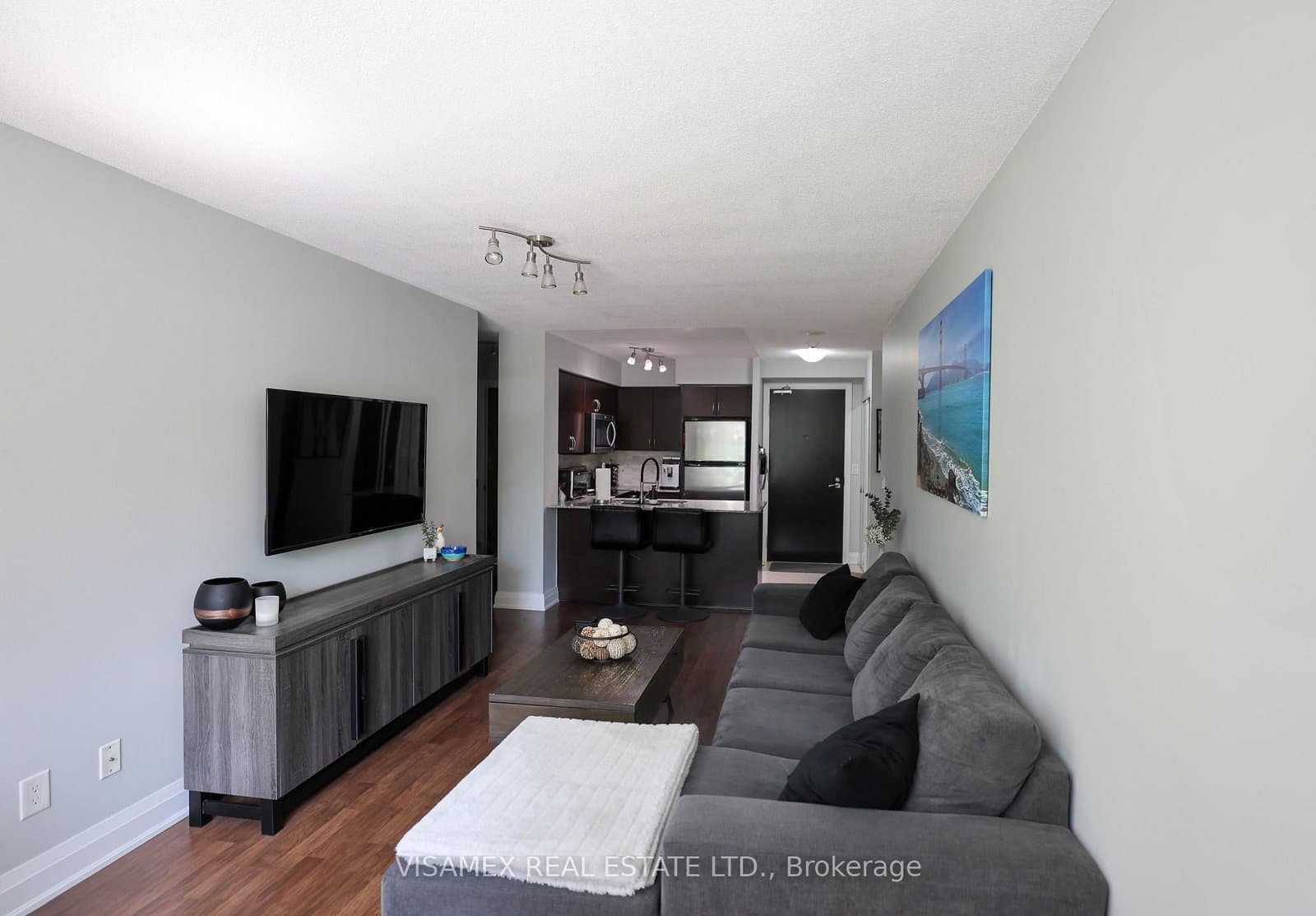 20 North Park Road, Unit 210 thumbnail 4