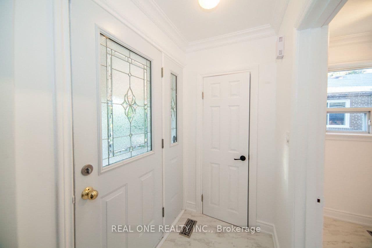 375 Neal Drive thumbnail 8