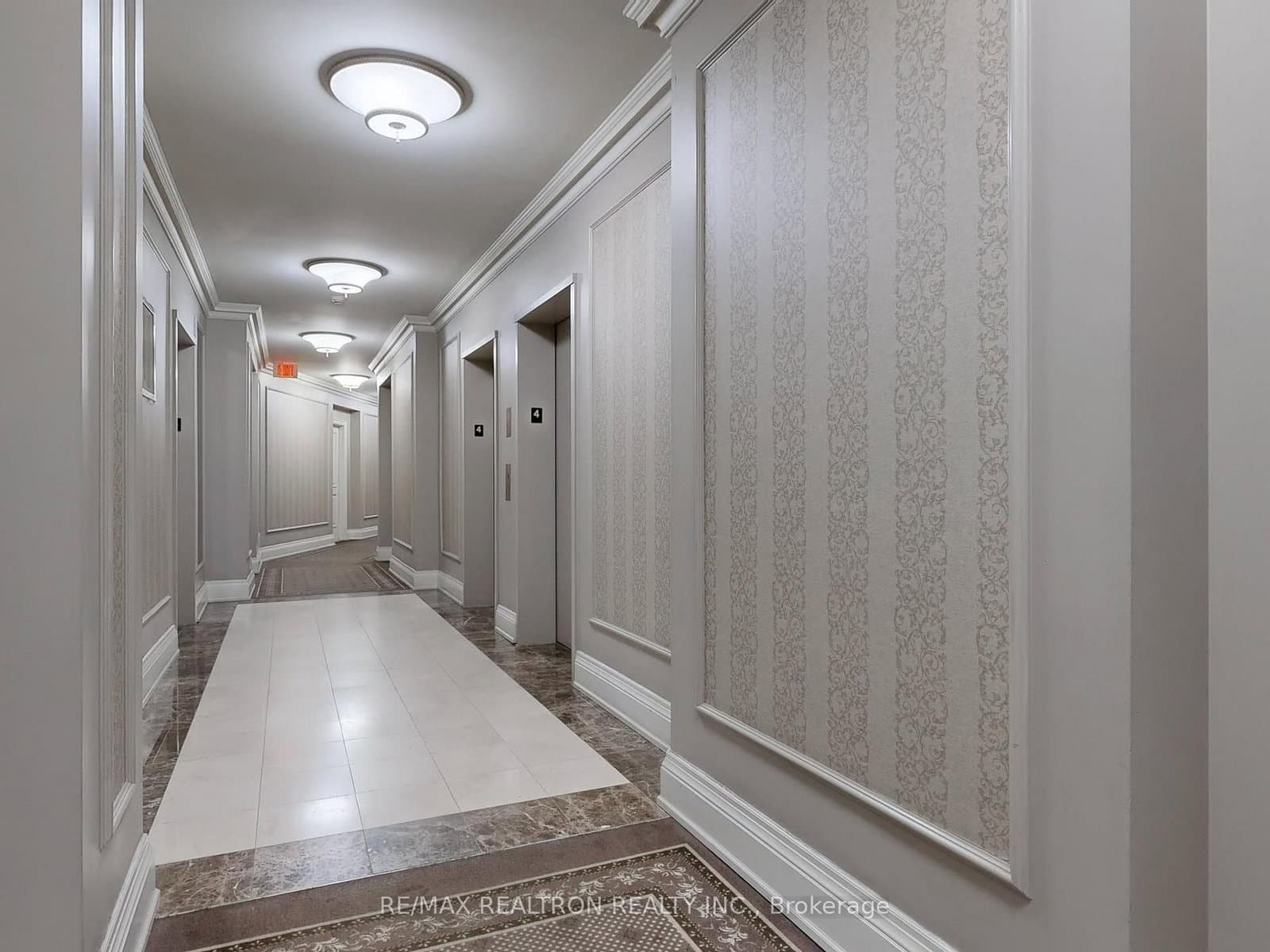 9225 Jane Street, Unit 401 thumbnail 5