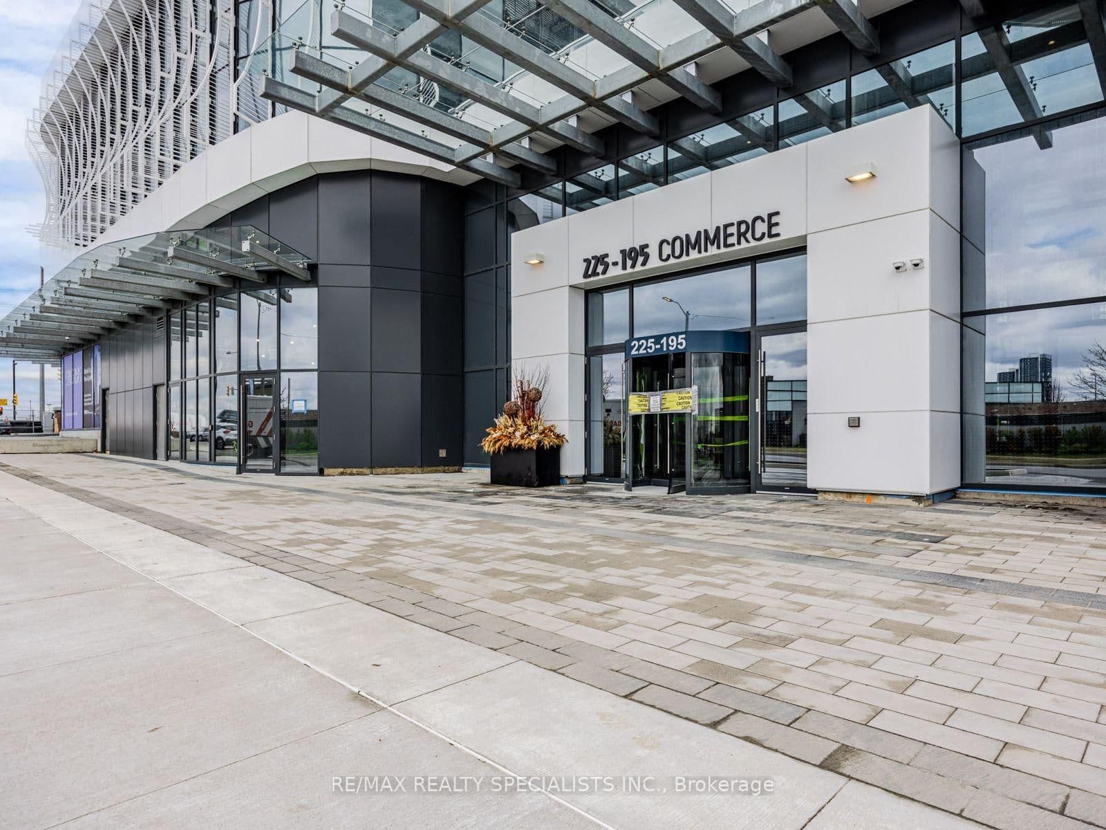 195 Commerce Street, Unit 3807 thumbnail 2