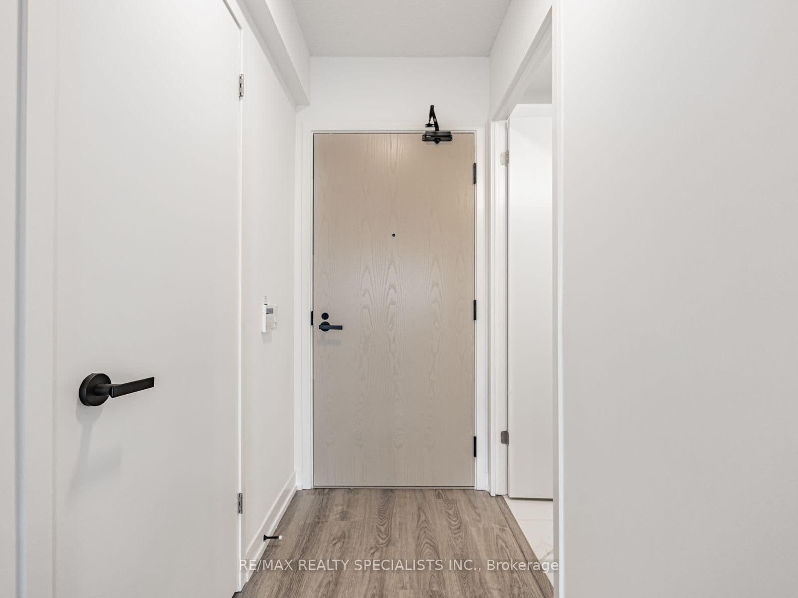 195 Commerce Street, Unit 3807 thumbnail 4