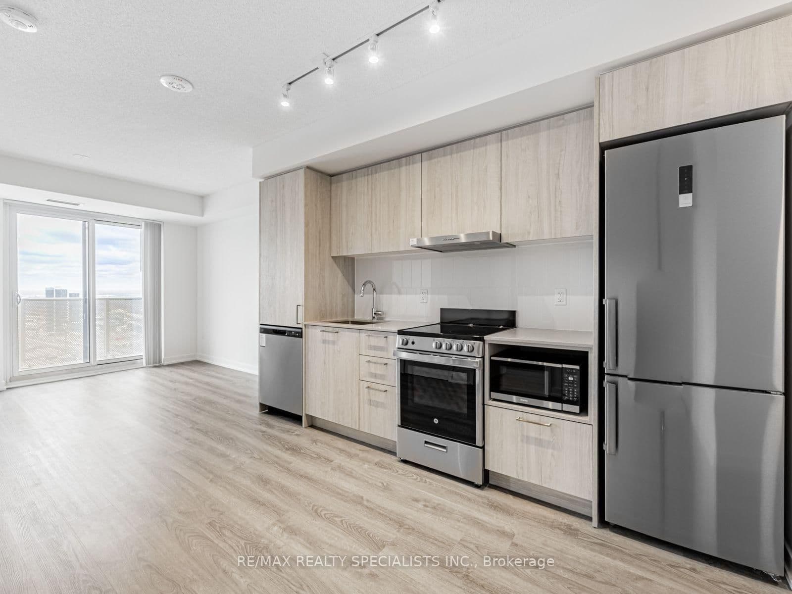 195 Commerce Street, Unit 3807 thumbnail 7