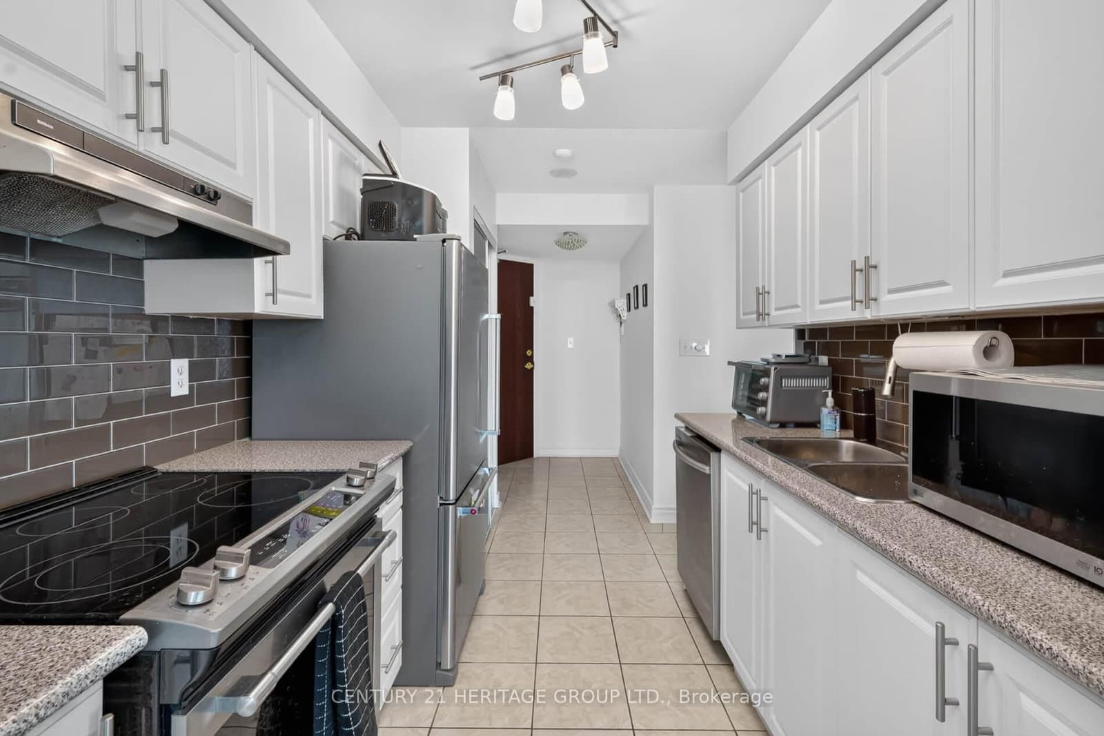 39 Oneida Crescent, Unit 1017 thumbnail 8