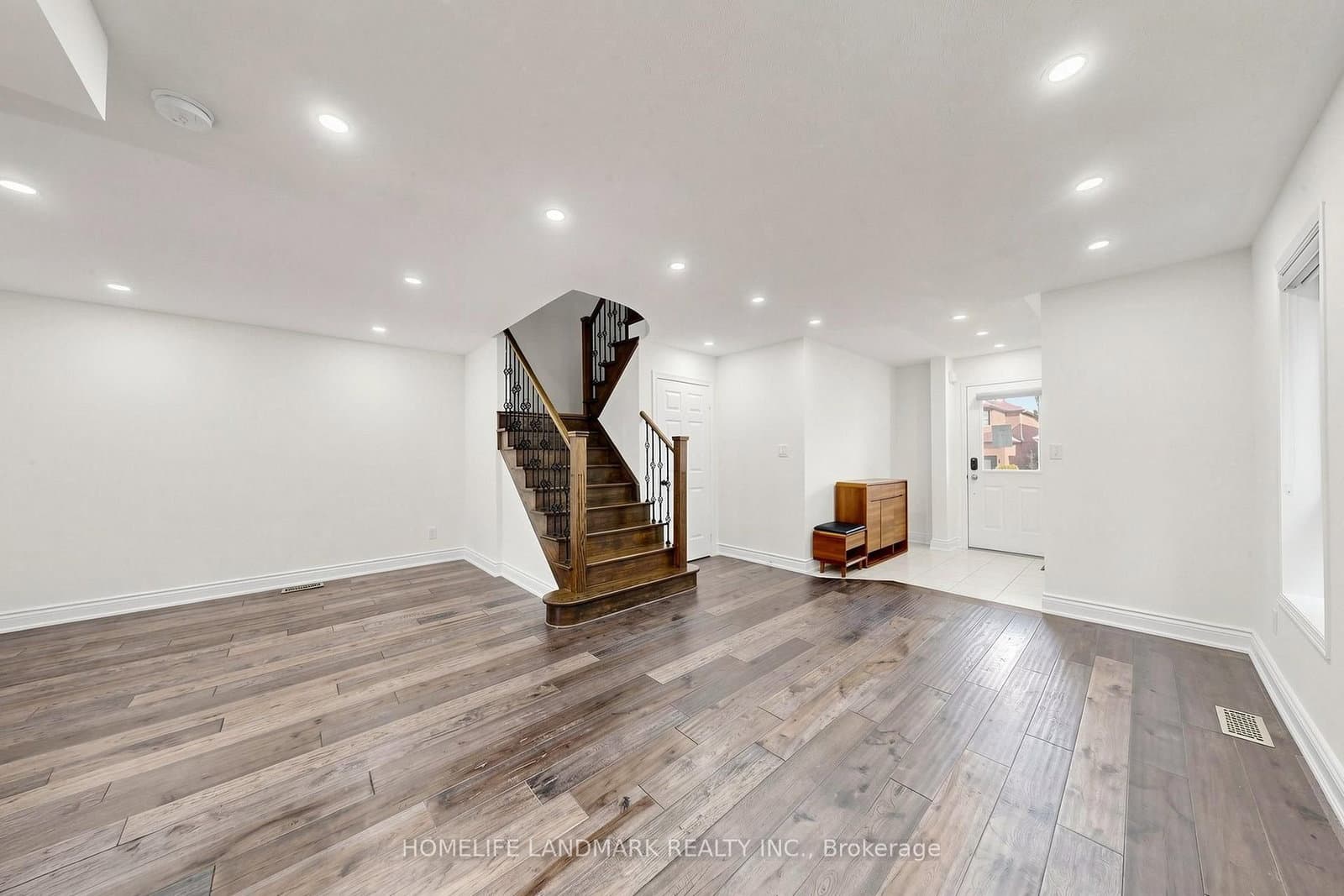 199 Purcell Crescent thumbnail 12
