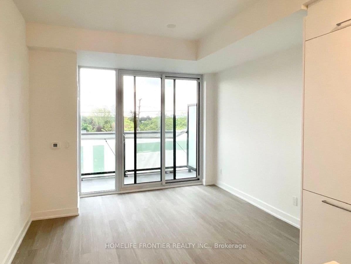 8188 Yonge Street, Unit 415 thumbnail 5
