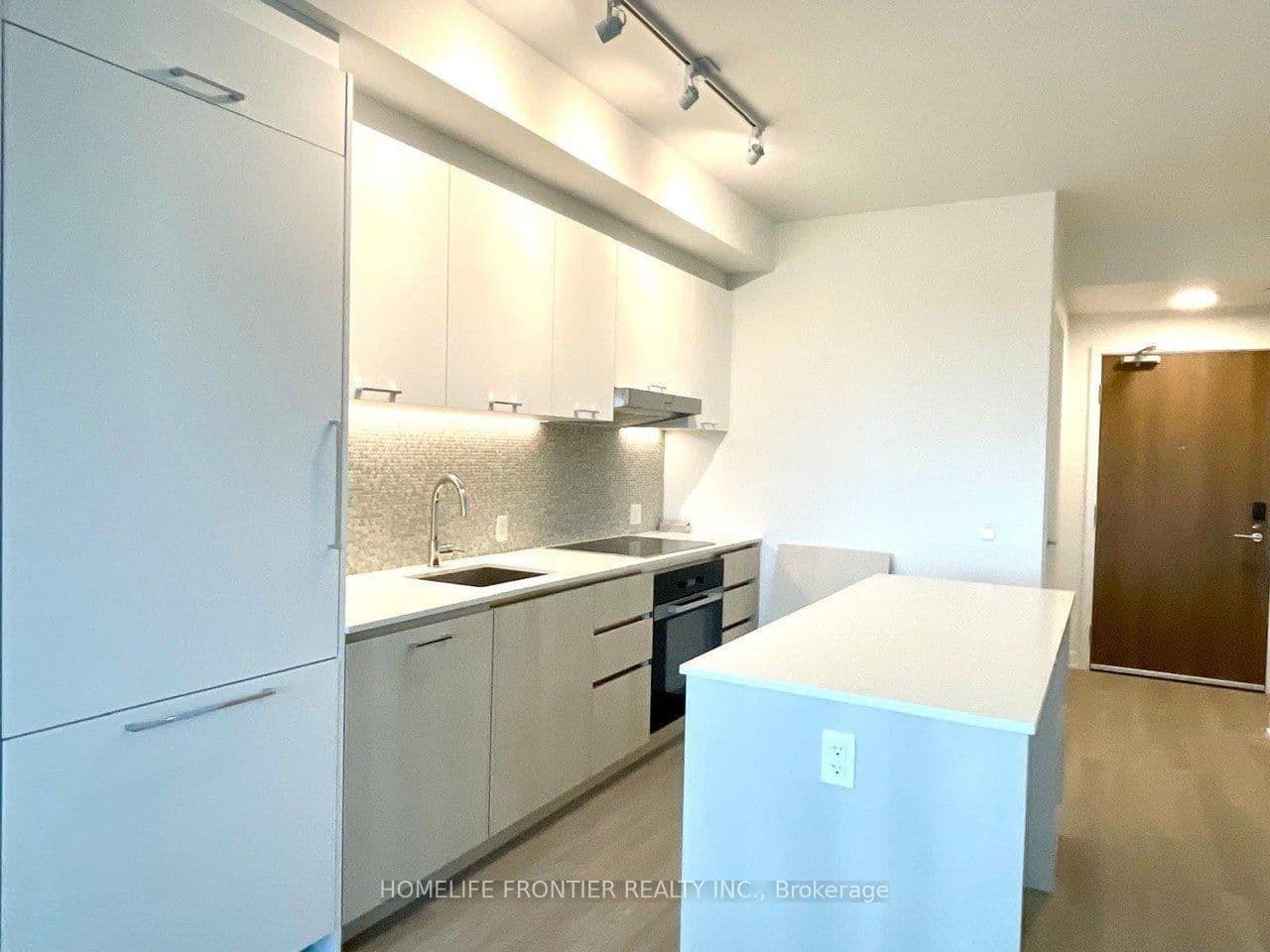 8188 Yonge Street, Unit 415 thumbnail 6
