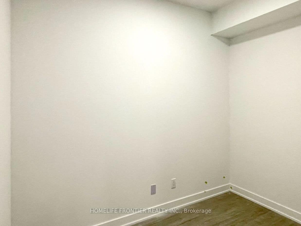 8188 Yonge Street, Unit 415 thumbnail 9
