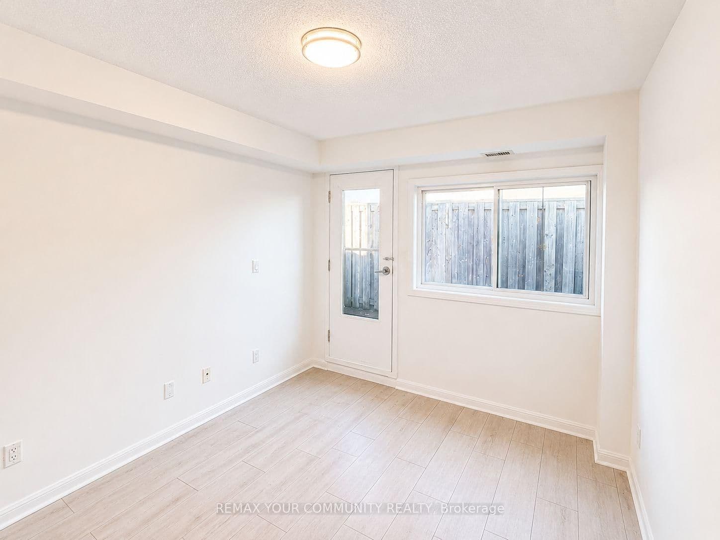 1 Center Street W, Unit 201 thumbnail 12