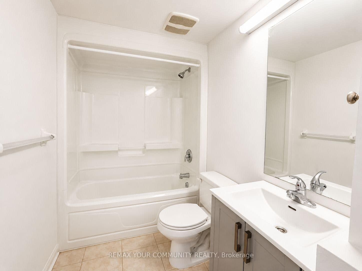 1 Center Street W, Unit 201 thumbnail 14