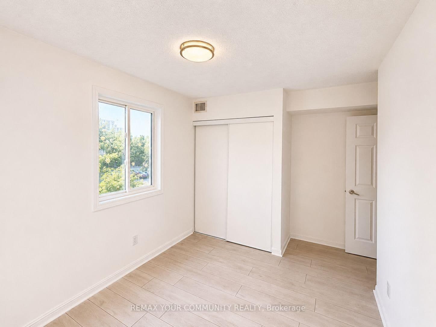 1 Center Street W, Unit 201 thumbnail 15