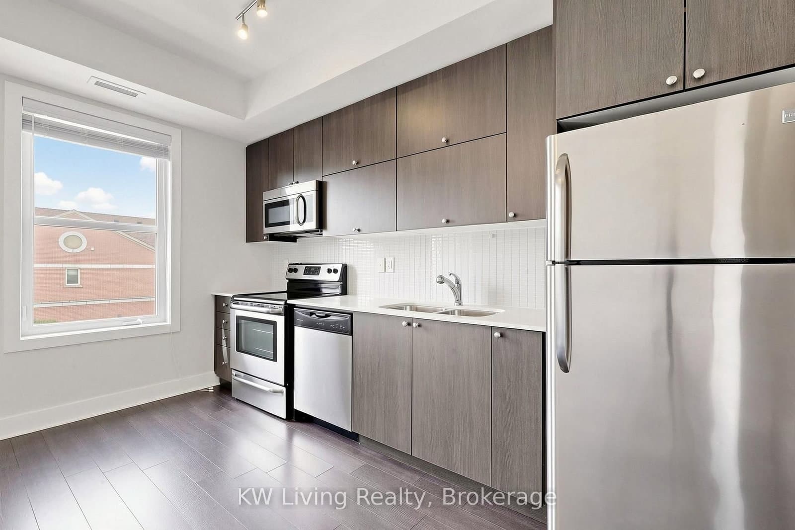 28 Prince Regent Street, Unit 314 thumbnail 17