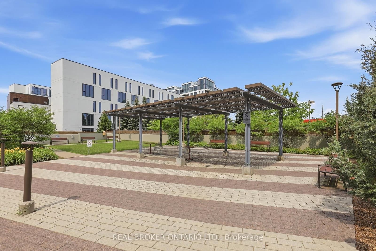 540 Bur Oak Avenue, Unit 307 thumbnail 20